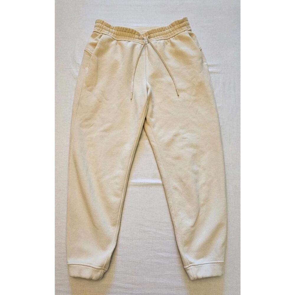 Lululemon Heavy Weight Fleece High-Rise‎ Jogger Size 10 Cream